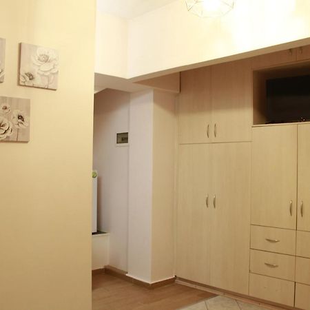 Apartment Eirina Aten Exteriör bild
